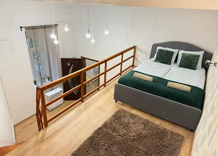 Népszínház With Ac Appartamento *